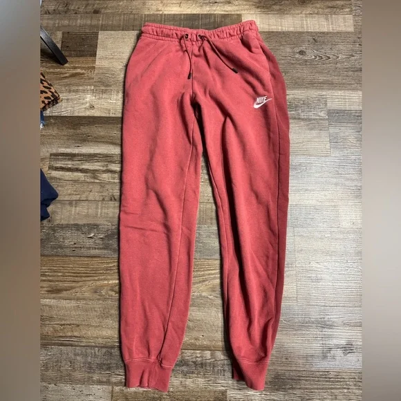 Women’s Nike jogger sweatpants XS - Picture 1 of 1